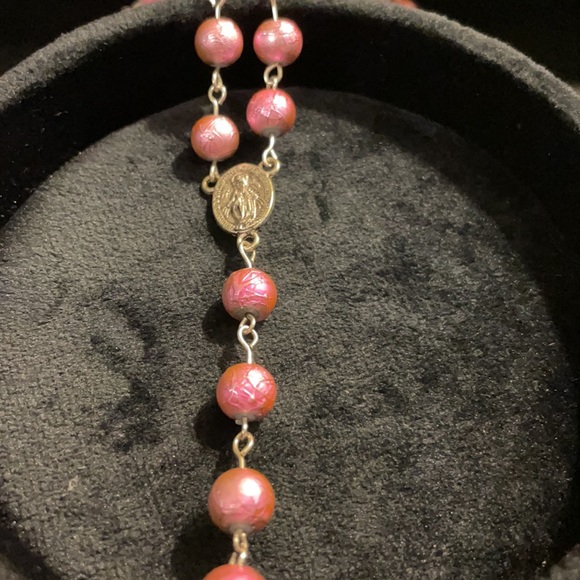 Handmade pink beaded rosary - Picture 2 of 6